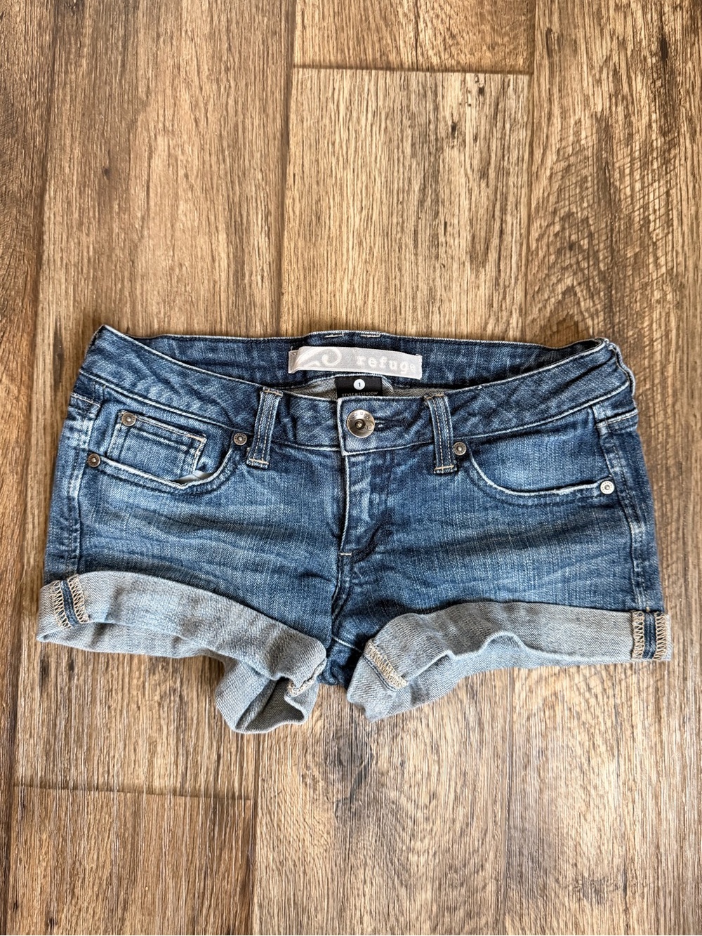 Y2K Refuge Dark Wash Cuffed Denim Shorts 🦋
